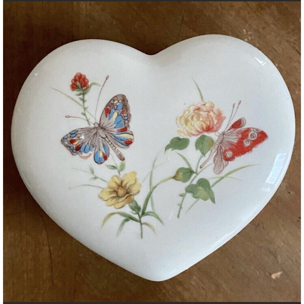 Vintage Takahashi Ceramic Porcelain Trinket Box Heart Shaped Butterflies Flowers